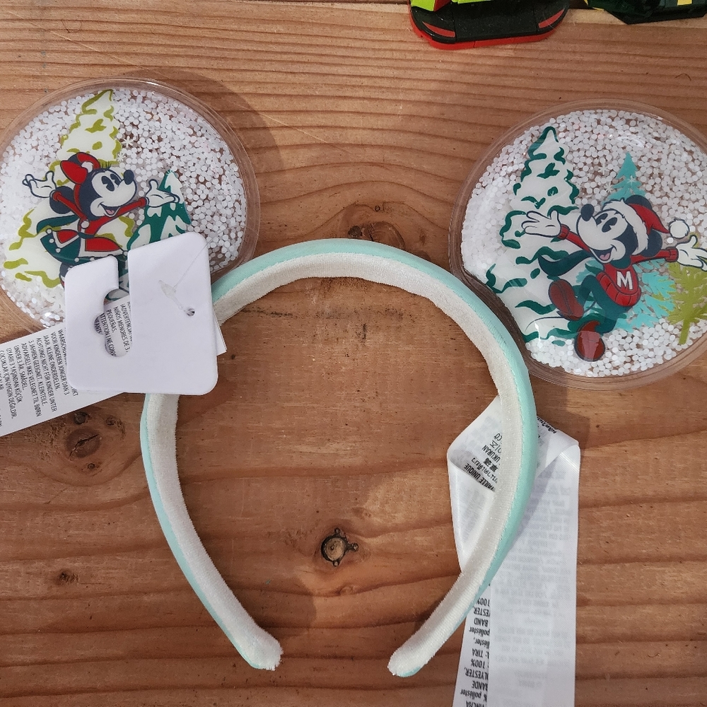 NWT Mickey Snow Globe Ears